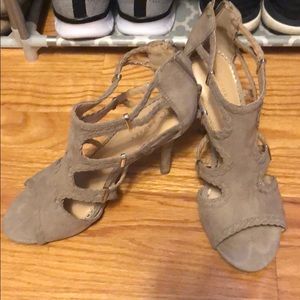 Lauren Conrad  8.5 heels